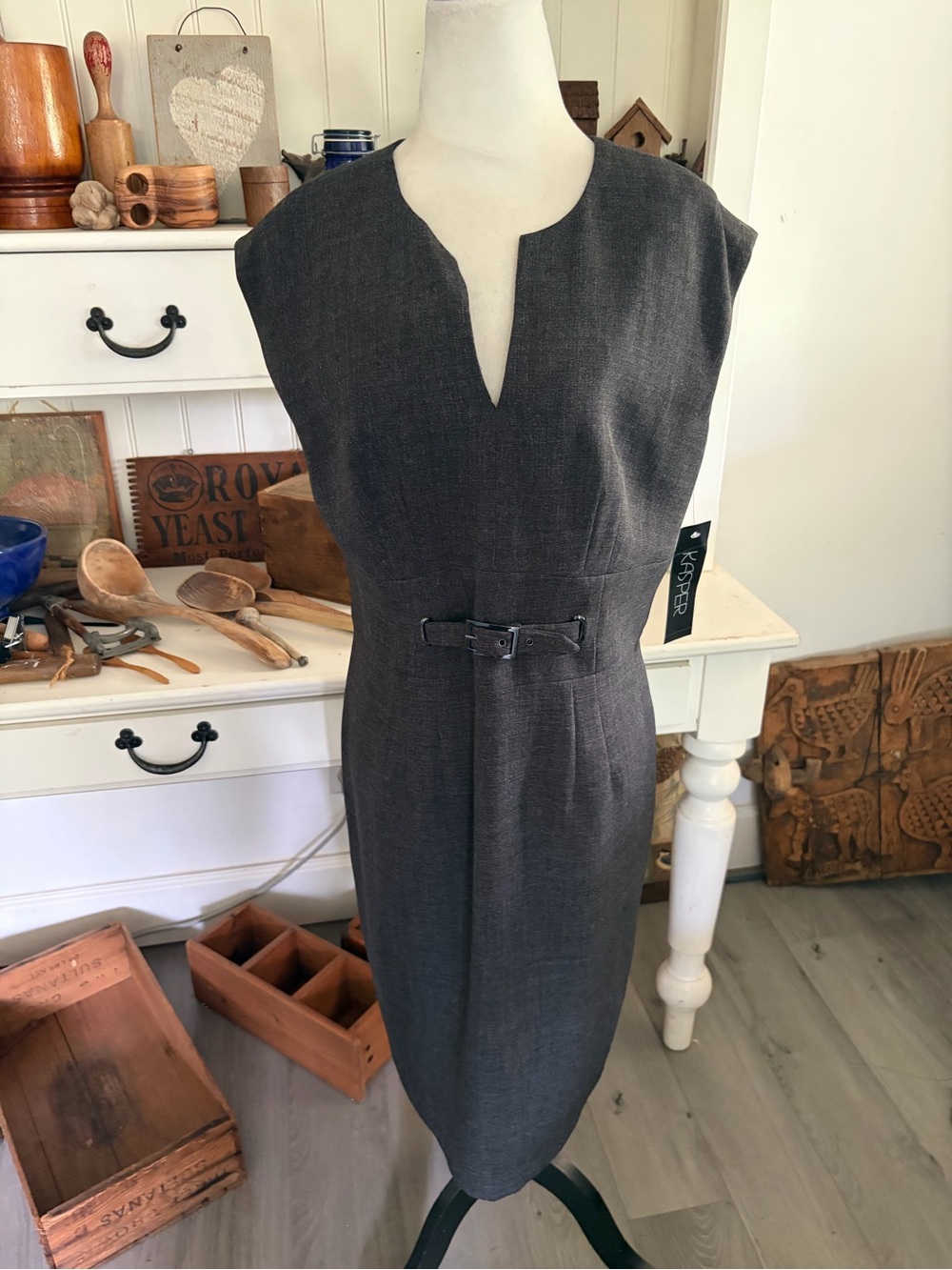 Kasper Classic Charcoal Sheath Dress/Blazer set with Notch Neckline
